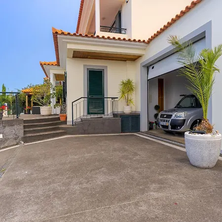 Black Rock By Madeira * Santa Cruz (Madeira)