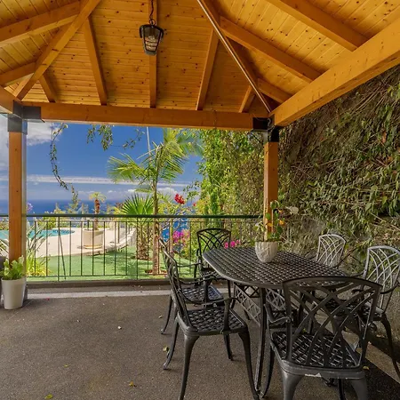 Black Rock By Madeira Holiday home Santa Cruz (Madeira)