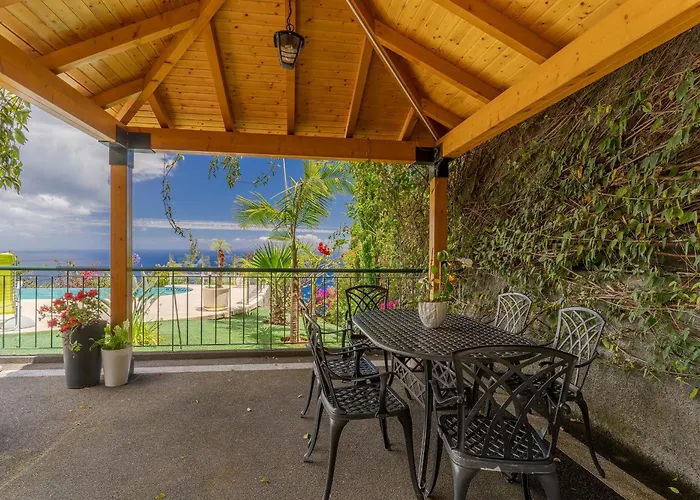 Black Rock By Madeira Villa Santa Cruz (Madeira)