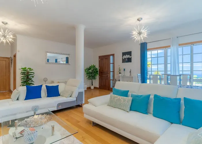 Black Rock By Madeira * Santa Cruz (Madeira)